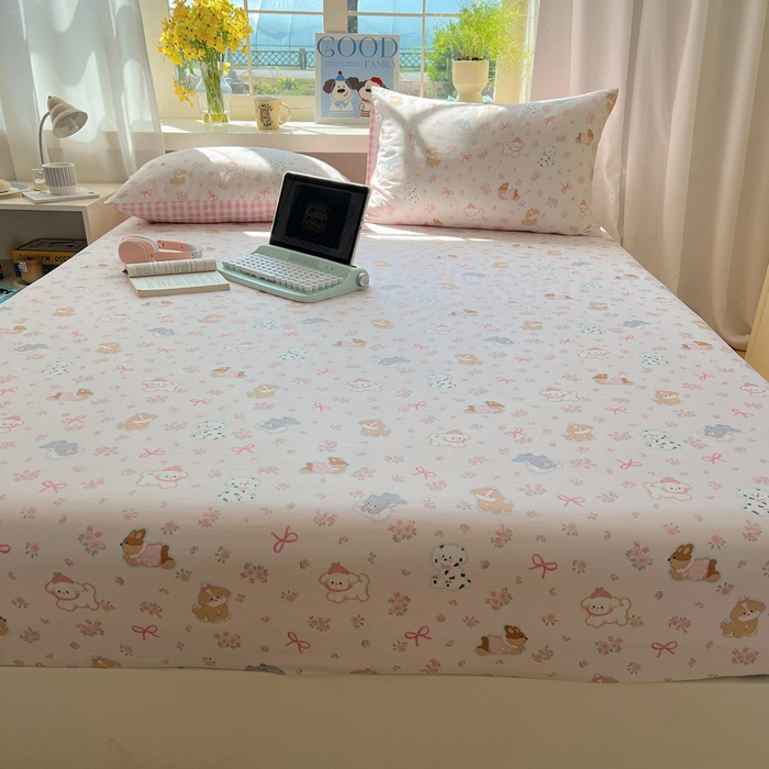 91家纺网 家纺一手货源 找家纺 六巷胡同 2025新款40s13070全棉纯棉卡通单品系列床笠单件-单床笠 浪漫碎花犬