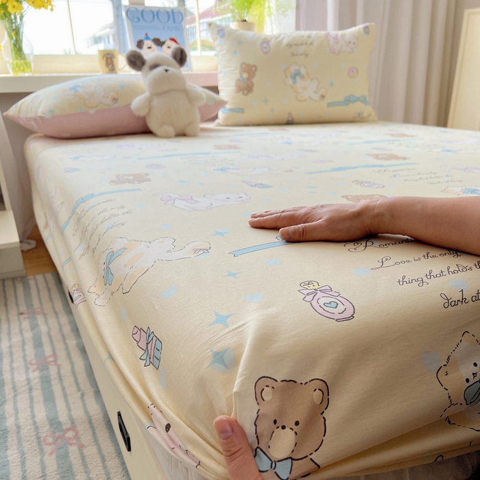 91家纺网 家纺一手货源 找家纺 六巷胡同 2025新款40s13070全棉纯棉卡通单品系列床笠单件-单床笠 猫咪甜甜圈