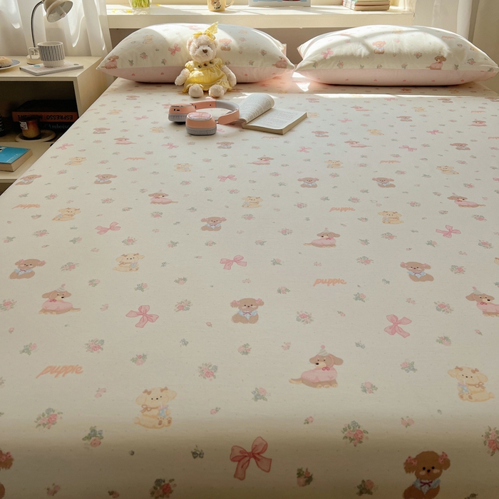 91家纺网 家纺一手货源 找家纺 六巷胡同 2025新款40s13070全棉纯棉卡通单品系列床笠单件-单床笠 派对害羞狗