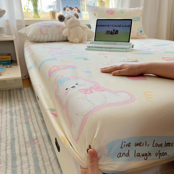 91家纺网 家纺一手货源 找家纺 六巷胡同 2025新款40s13070全棉纯棉卡通单品系列床笠单件-单床笠 泡芙萌趣狗