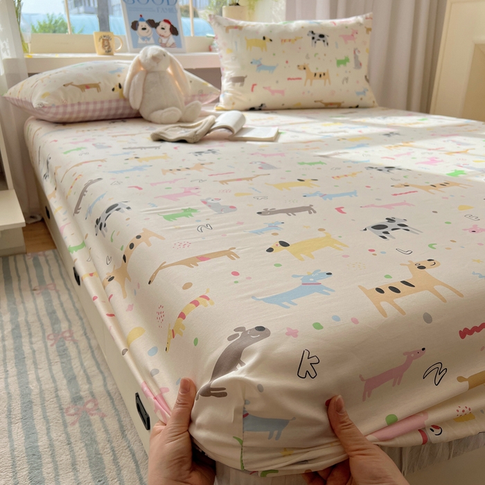 91家纺网 家纺一手货源 找家纺 六巷胡同 2025新款40s13070全棉纯棉卡通单品系列床笠单件-单床笠 趣味斑点狗