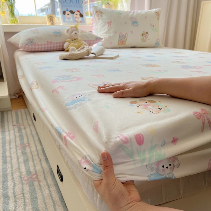 91家纺网 家纺一手货源 找家纺 六巷胡同 2025新款40s13070全棉纯棉卡通单品系列床笠单件-单床笠 郁金香狗狗