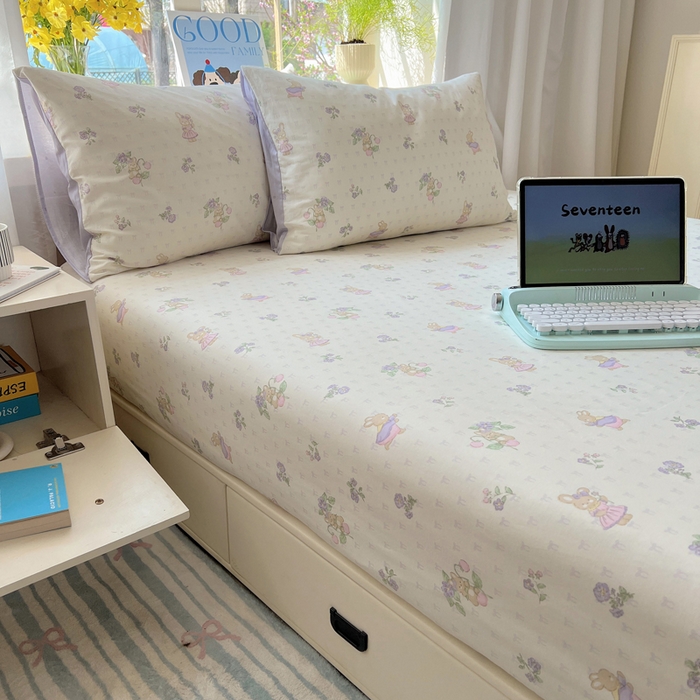 91家纺网 家纺一手货源 找家纺 六巷胡同 2025新款40s13070全棉纯棉卡通单品系列枕套单件-单枕套 假日庄园兔