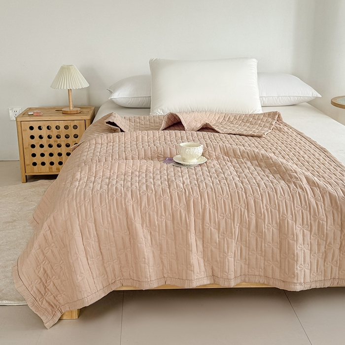 91家纺网 家纺一手货源 找家纺 梓依家纺 2025新款柔软舒适云纱棉夏被夏凉被空调被 云纱棉-奶油咖