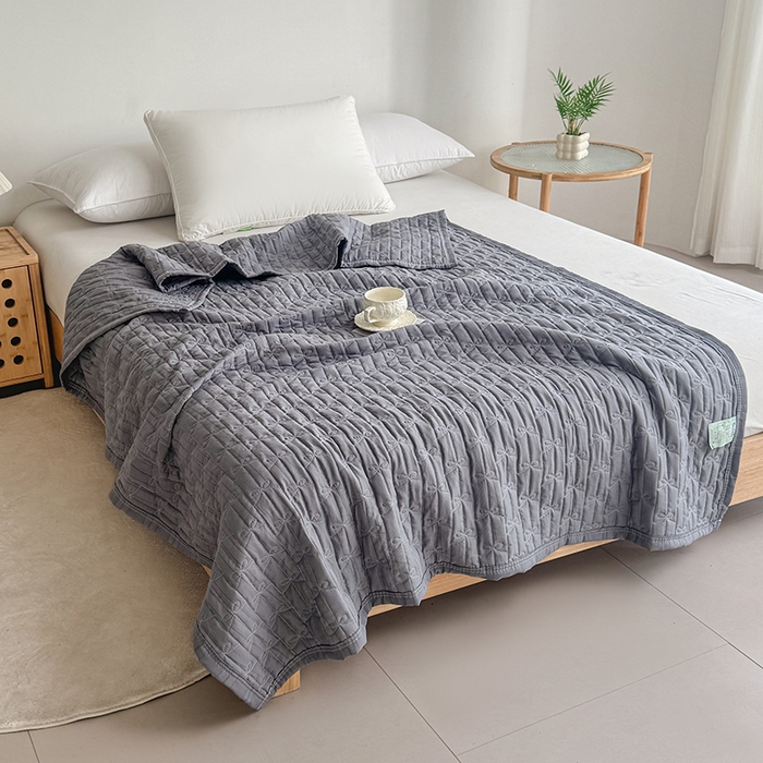 91家纺网 家纺一手货源 找家纺 梓依家纺 2025新款柔软舒适云纱棉夏被夏凉被空调被 云纱棉-深灰