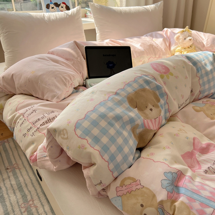 91家纺网 家纺一手货源 找家纺 六巷胡同 2025新款40s13070全棉纯棉卡通单品系列被套单件-单被套 草莓甜心犬