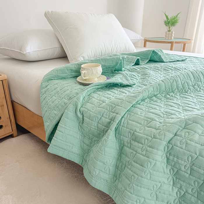 91家纺网 家纺一手货源 找家纺 梓依家纺 2025新款柔软舒适云纱棉夏被夏凉被空调被 云纱棉-抹茶绿