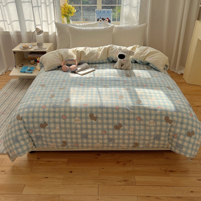 91家纺网 家纺一手货源 找家纺 六巷胡同 2025新款40s13070全棉纯棉卡通单品系列被套单件-单被套 蓝格奶油狗