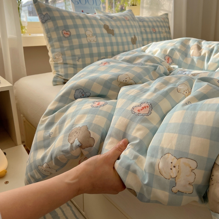 91家纺网 家纺一手货源 找家纺 六巷胡同 2025新款40s13070全棉纯棉卡通单品系列被套单件-单被套 蓝格奶油狗
