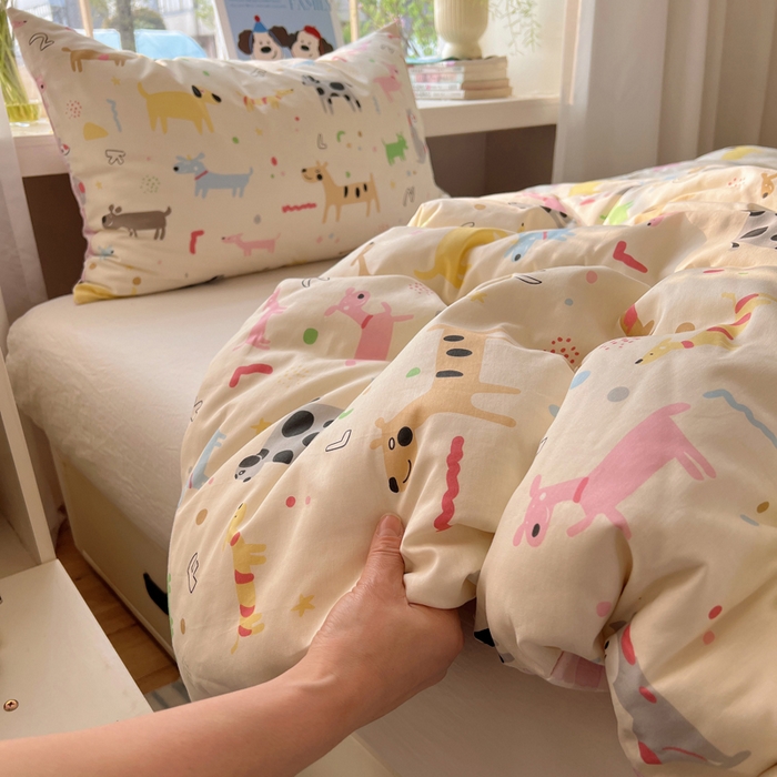 91家纺网 家纺一手货源 找家纺 六巷胡同 2025新款40s13070全棉纯棉卡通单品系列被套单件-单被套 趣味斑点狗