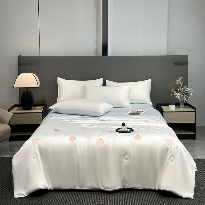 91家纺网 家纺一手货源 找家纺 满羽家纺 2025新款凉感水洗冰丝夏被夏凉被被子被芯夏被四件套 水蜜桃-奶白蓝