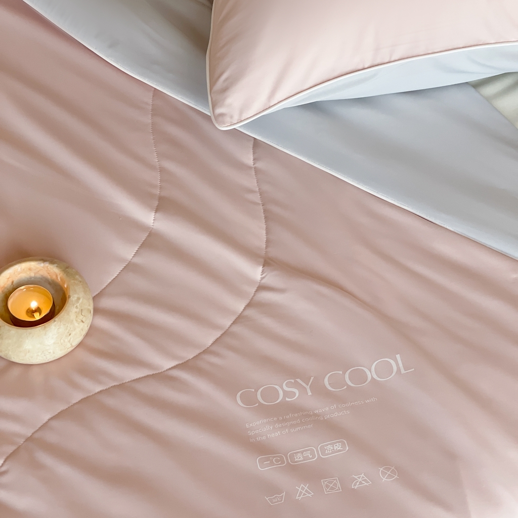 91家纺网 家纺一手货源 找家纺 伟邦枕芯 2025新款星球深睡POR2控温夏凉被空调被 珊瑚粉