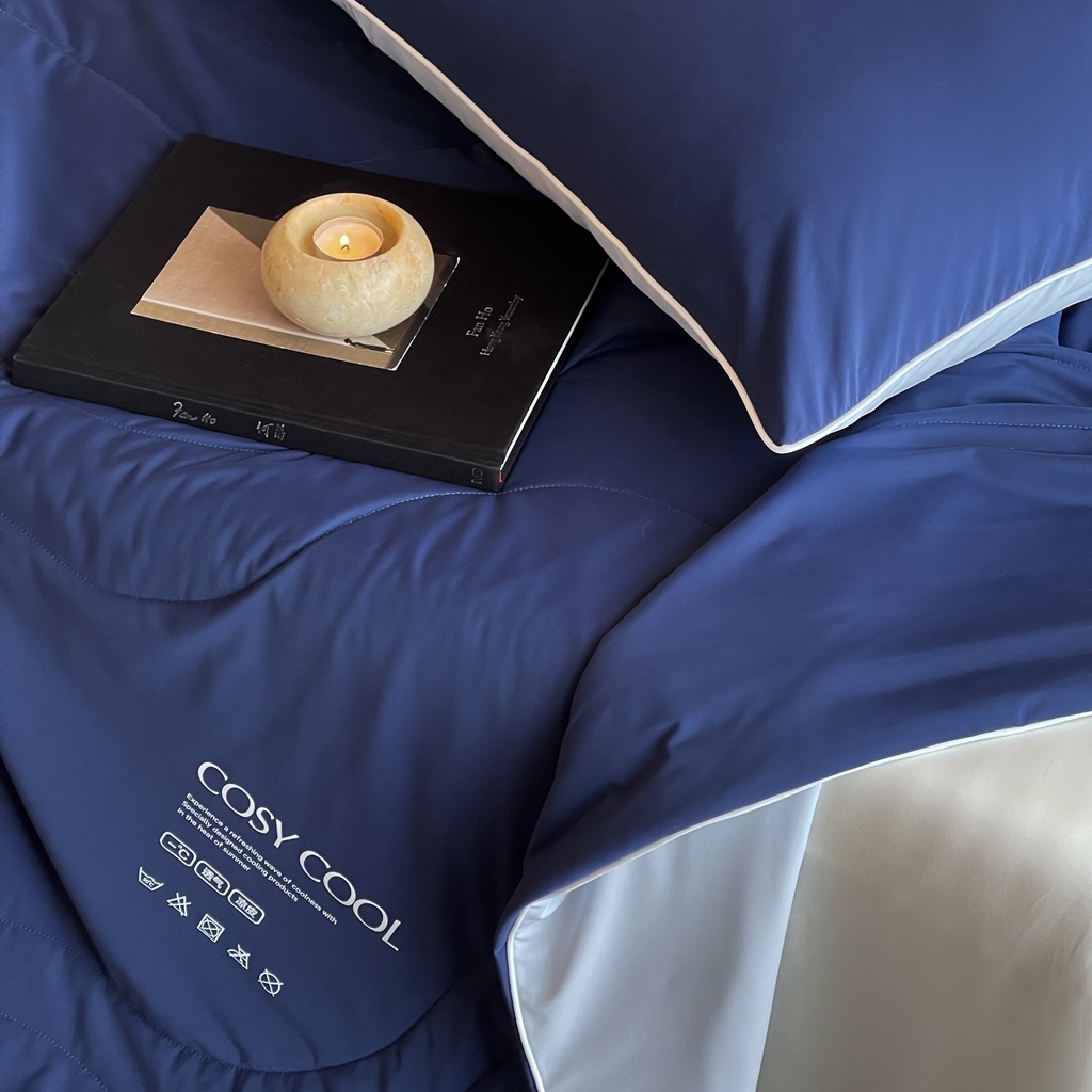 91家纺网 家纺一手货源 找家纺 伟邦枕芯 2025新款星球深睡POR2控温夏凉被空调被 深海蓝