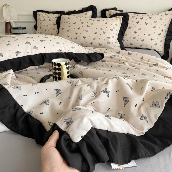 91家纺网 家纺一手货源 找家纺 乐沐家纺 2025新款法式花边夏被四件套 夏被-蝶舞