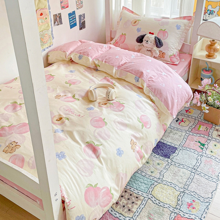 91家纺网 家纺一手货源 找家纺 卡普 2025新款爆款加厚卡通小清新全棉纯棉学生宿舍三件套床笠隔天可拿蜜桃松鼠