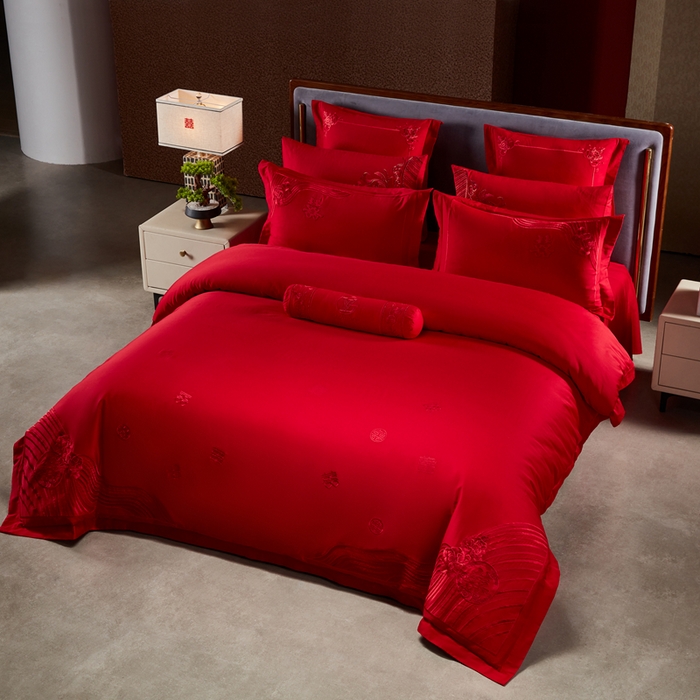 91家纺网 家纺一手货源 找家纺 振翼家纺婚庆专供 2025新款全棉长绒棉婚庆精致绣花四件套 喜相连 红