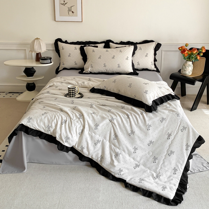 91家纺网 家纺一手货源 找家纺 乐沐家纺 2025新款法式花边夏被四件套 夏被-秘境