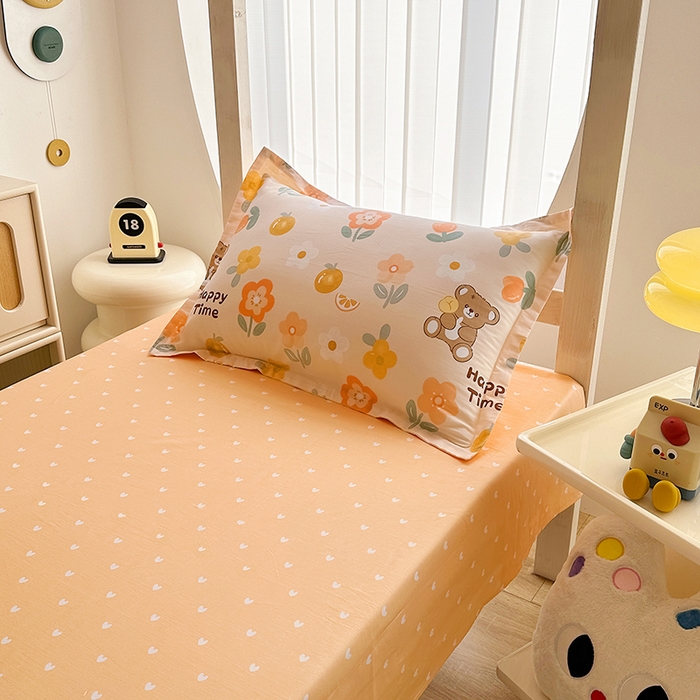 91家纺网 家纺一手货源 找家纺 卡普 2025新款爆款加厚卡通小清新全棉纯棉学生宿舍三件套床笠隔天可拿秋日森林