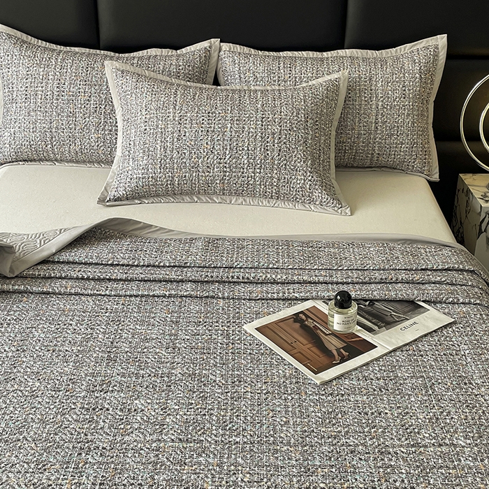 91家纺网 家纺一手货源 找家纺 大渔生活 2025新款磨毛夹棉床盖 御典灰