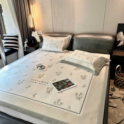 91家纺网 家纺一手货源 找家纺 （总） 橘滋家纺 2025夏日高端A类原创设计轻奢卡通简约数码冰丝席高级凉席-床席床笠