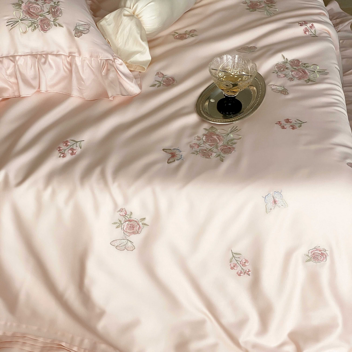 91家纺网 家纺一手货源 找家纺 MIU缪家居 2025新款100支超柔天丝棉四件套-花屿 花屿-粉