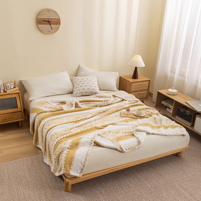 91家纺网 家纺一手货源 找家纺 潮邦 2025新款阳离子柔云毯毛毯-素影雅韵系列【可供跨境电商可压缩】 雅棕