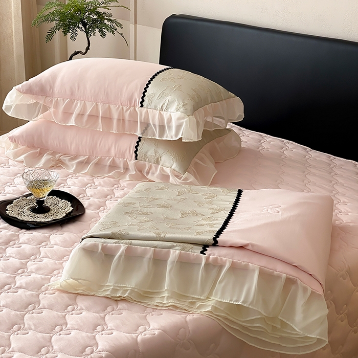 91家纺网 家纺一手货源 找家纺 （总）富米莱（原臻工厂） 2025新款西西里莱赛尔天丝法式公主风浮雕蝴蝶夏被床盖四件套