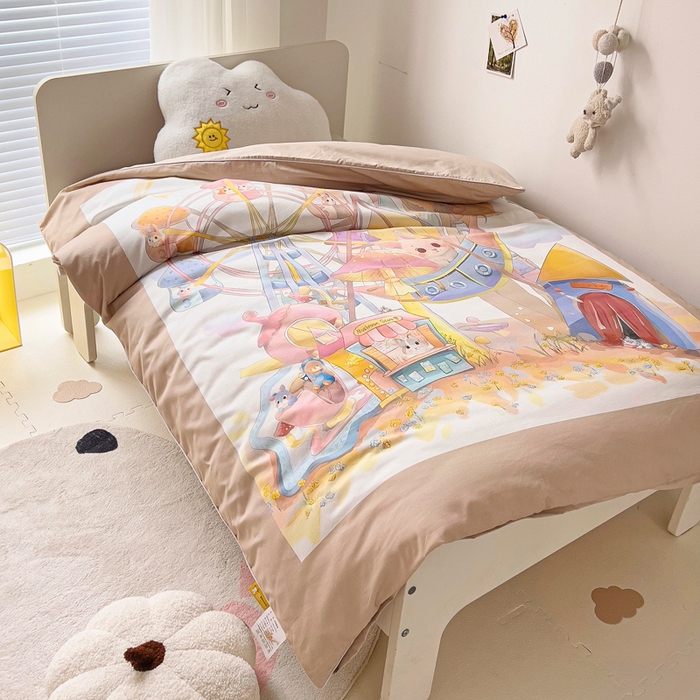 91家纺网 家纺一手货源 找家纺 梵赫 2025新款卡通全棉A类夹棉两用幼儿园儿童夏被被套 摩天轮-黄