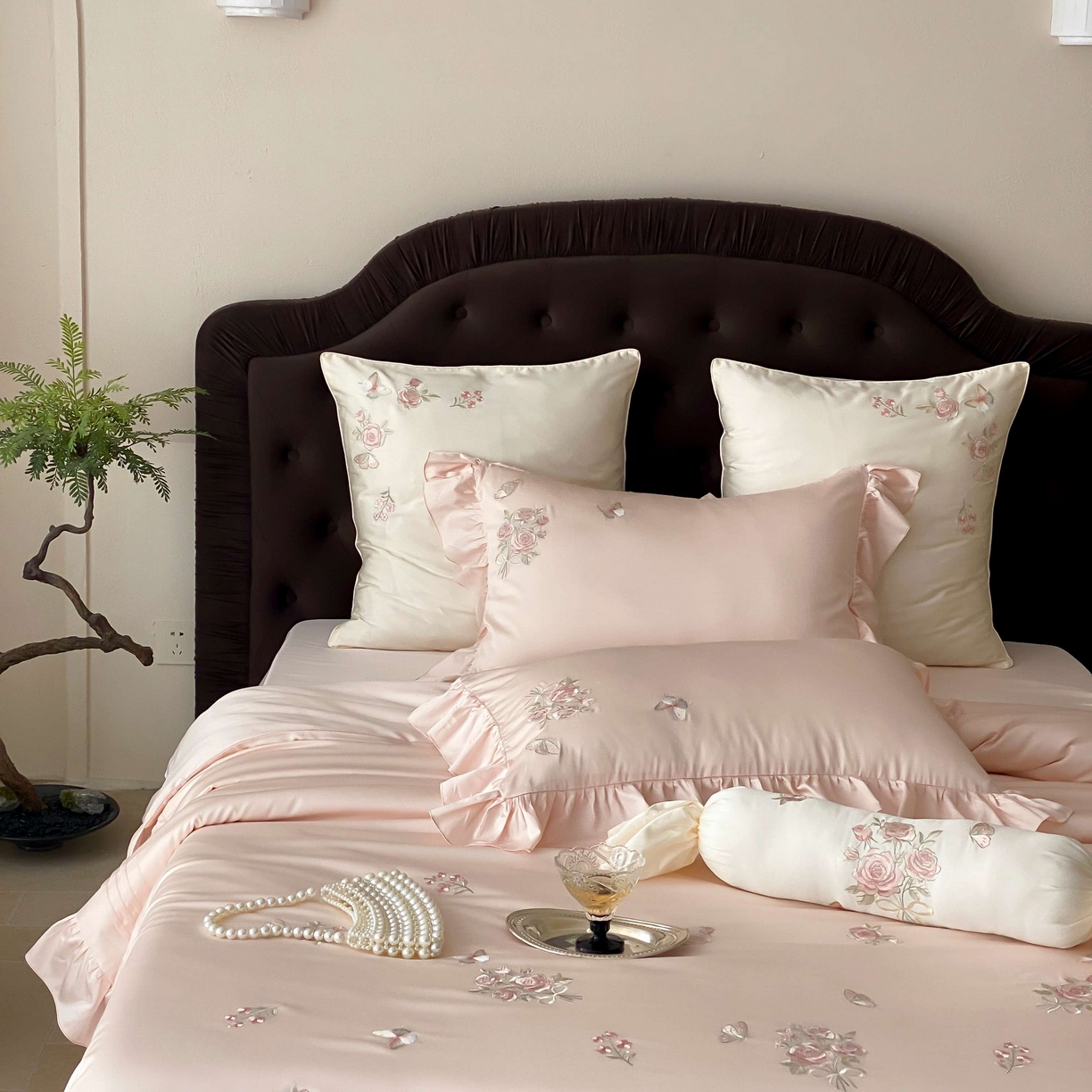 91家纺网 家纺一手货源 找家纺 MIU缪家居 2025新款100支超柔天丝棉四件套-花屿 花屿-粉