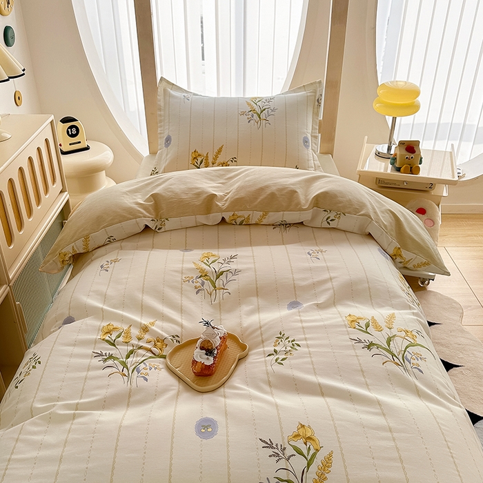 91家纺网 家纺一手货源 找家纺 卡普 2025新款爆款加厚卡通小清新全棉纯棉学生宿舍三件套床笠隔天可拿穗满满