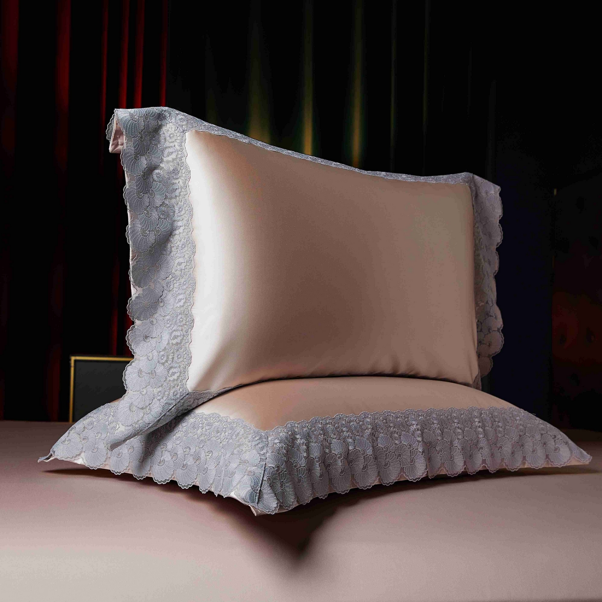 91家纺网 家纺一手货源 找家纺 缔缦 2025新款高端居家轻奢系列AB版真丝棉长绒棉四件套 繁星花语 粉金