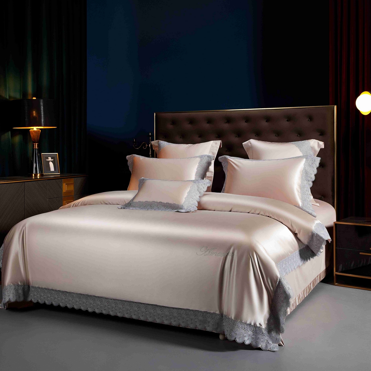 91家纺网 家纺一手货源 找家纺 缔缦 2025新款高端居家轻奢系列AB版真丝棉长绒棉四件套 繁星花语 粉金