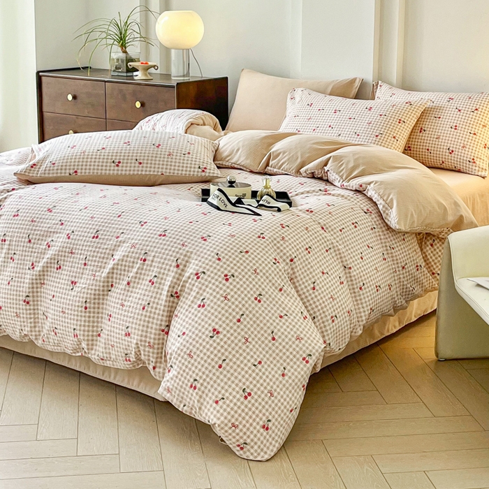 91家纺网 家纺一手货源 找家纺 优米家纺 2025新款色织双层纱木棉四件套 樱桃棕小格