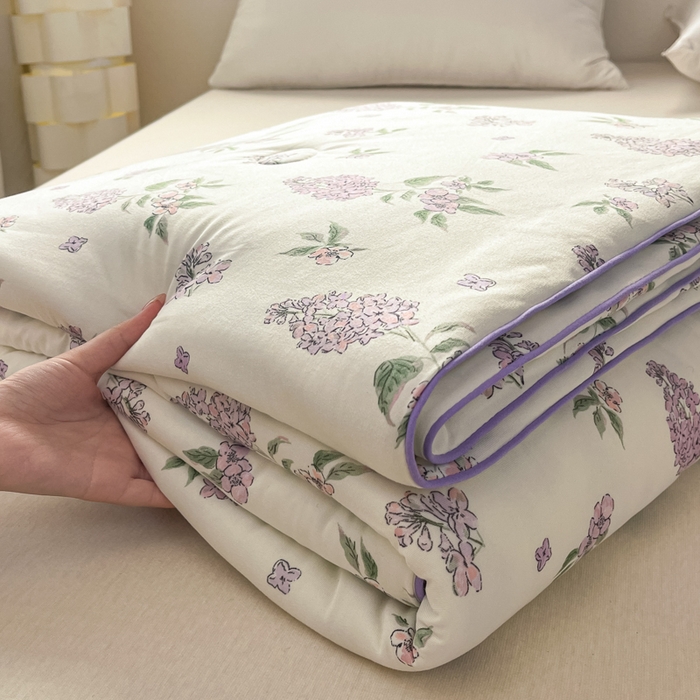 91家纺网 家纺一手货源 找家纺 龙图家纺 2025新款A类母婴针织棉夏被印花卡通凉感丝夏凉被空调被 紫萱