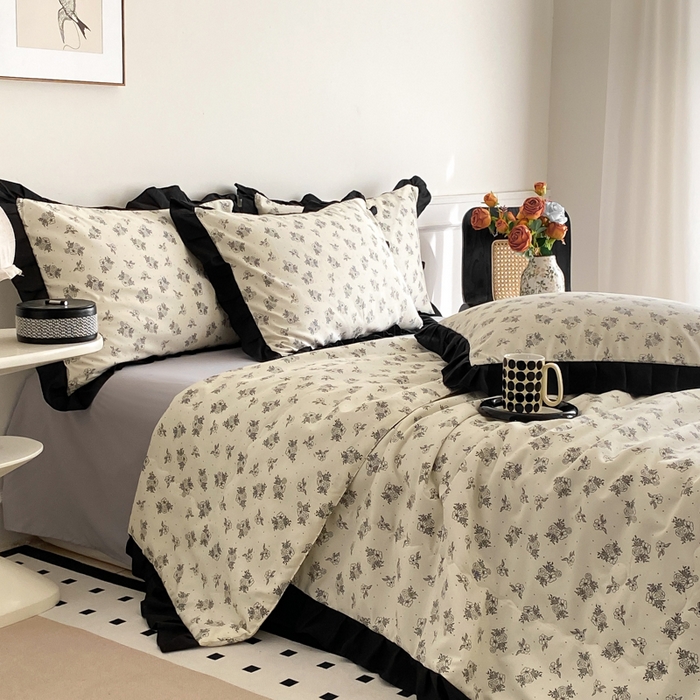 91家纺网 家纺一手货源 找家纺 乐沐家纺 2025新款法式花边夏被四件套 夏被-晨曦