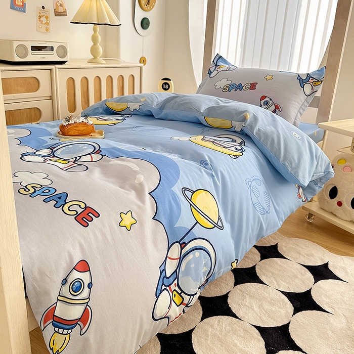 91家纺网 家纺一手货源 找家纺 卡普 2025新款爆款加厚卡通小清新全棉纯棉学生宿舍三件套床笠隔天可拿探索星球