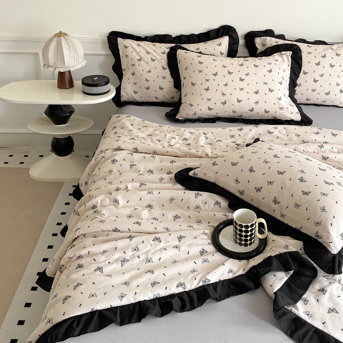 91家纺网 家纺一手货源 找家纺 乐沐家纺 2025新款法式花边夏被四件套 夏被-蝶舞