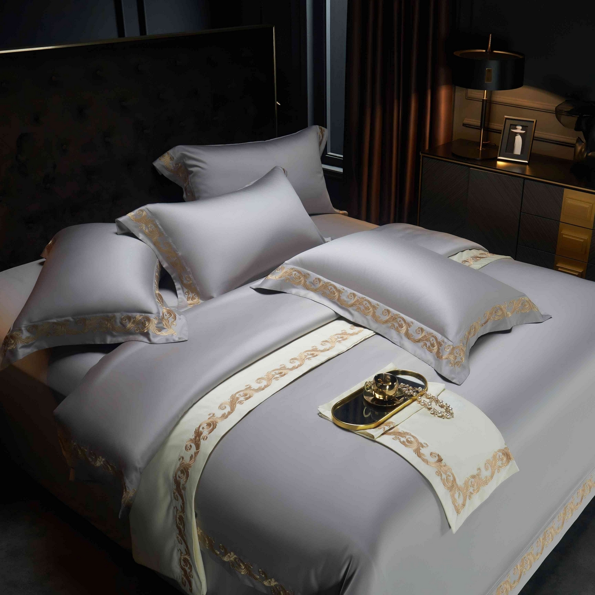 91家纺网 家纺一手货源 找家纺 缔缦 2025新款高端定织面料S140长绒棉精梳棉重磅刺绣四件套罗莎系列 高级灰