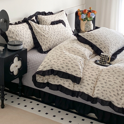 91家纺网 家纺一手货源 找家纺 （总）乐沐家纺 2025新款法式花边夹棉床盖四件套