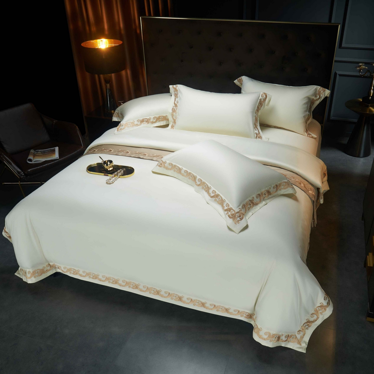 91家纺网 家纺一手货源 找家纺 缔缦 2025新款高端定织面料S140长绒棉精梳棉重磅刺绣四件套罗莎系列 贵族白