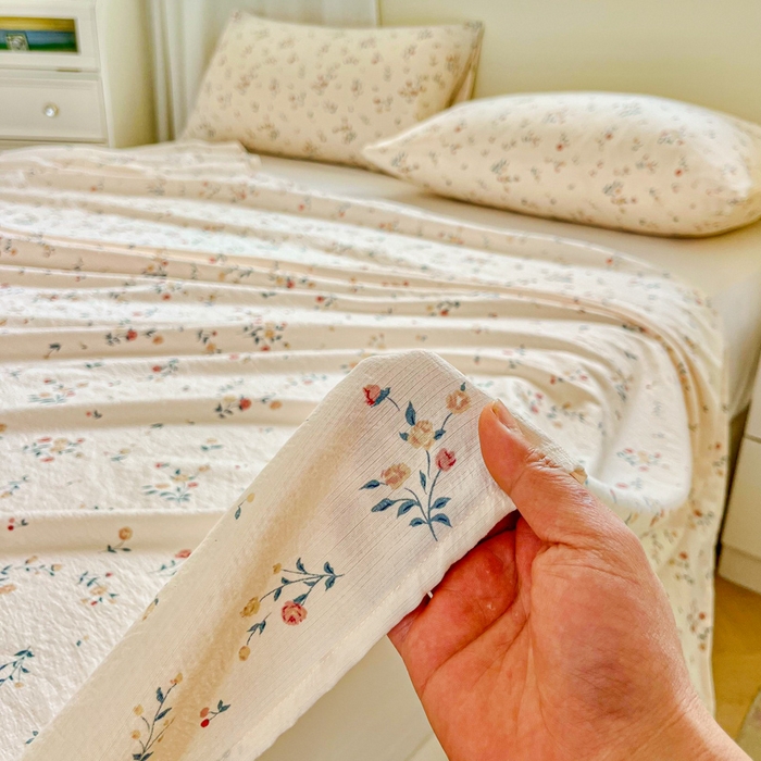 91家纺网 家纺一手货源 找家纺 优米家纺 2025新款ins小清新双层纱印花床单 雾里看花