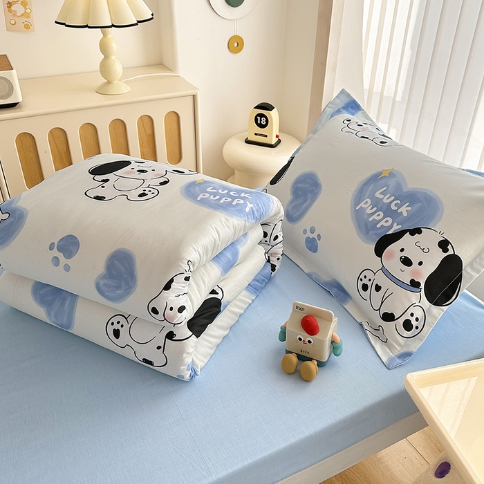 91家纺网 家纺一手货源 找家纺 卡普 2025新款爆款加厚卡通小清新全棉纯棉学生宿舍三件套床笠隔天可拿幸运波比