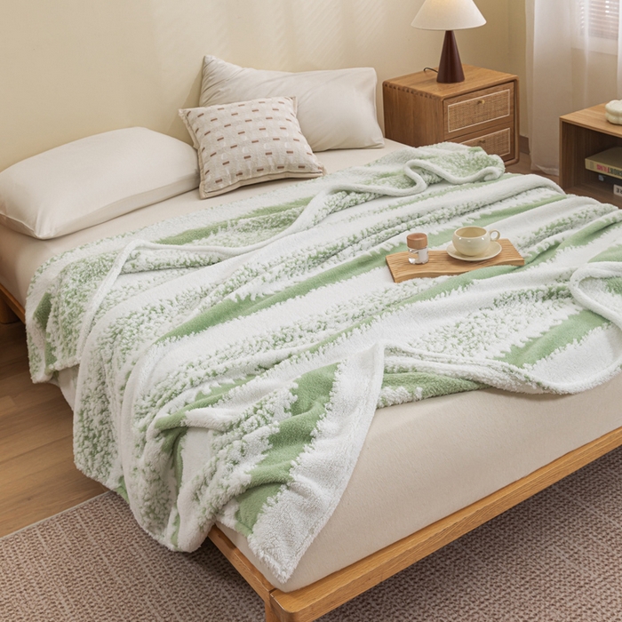 91家纺网 家纺一手货源 找家纺 潮邦 2025新款阳离子柔云毯毛毯-素影雅韵系列【可供跨境电商可压缩】 绿蔓