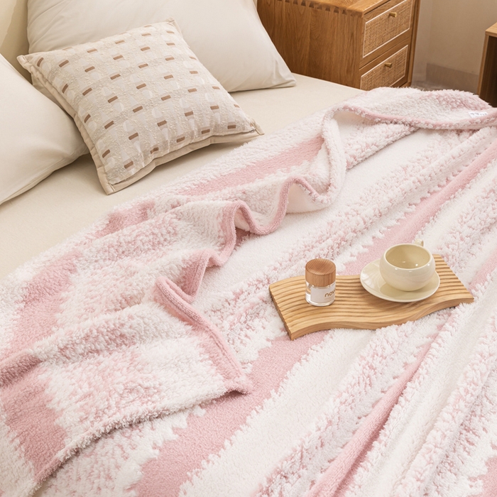 91家纺网 家纺一手货源 找家纺 潮邦 2025新款阳离子柔云毯毛毯-素影雅韵系列【可供跨境电商可压缩】 柔粉