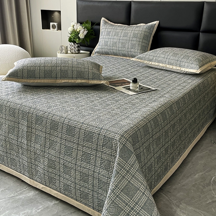 91家纺网 家纺一手货源 找家纺 大渔生活 2025新款磨毛夹棉床盖 子衿格