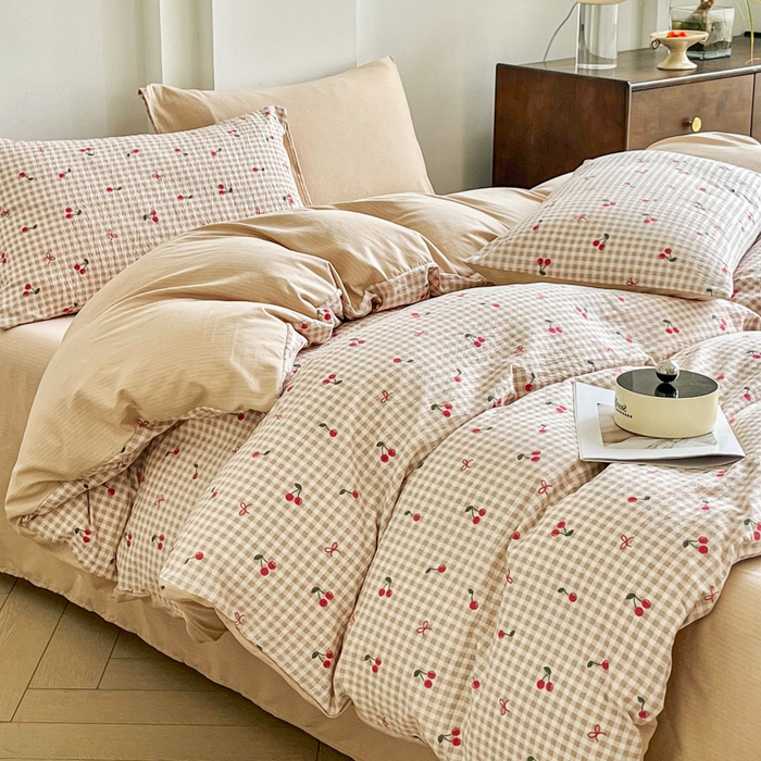 91家纺网 家纺一手货源 找家纺 优米家纺 2025新款色织双层纱木棉四件套 樱桃棕小格