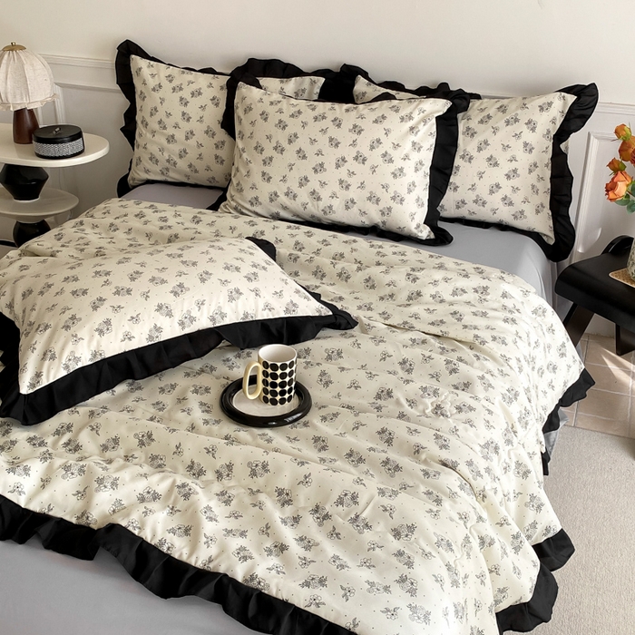 91家纺网 家纺一手货源 找家纺 乐沐家纺 2025新款法式花边夏被四件套 夏被-晨曦