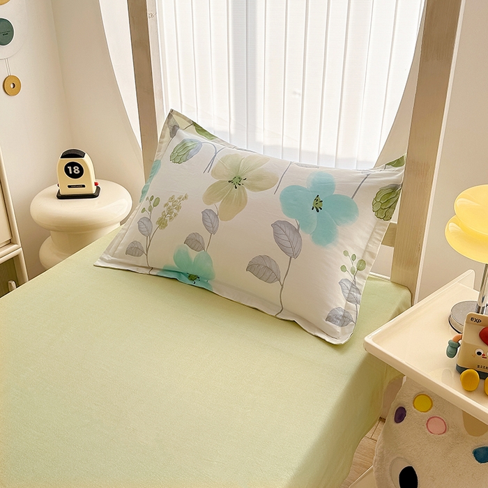 91家纺网 家纺一手货源 找家纺 卡普 2025新款爆款加厚卡通小清新全棉纯棉学生宿舍三件套床笠隔天可拿花汀叶妤