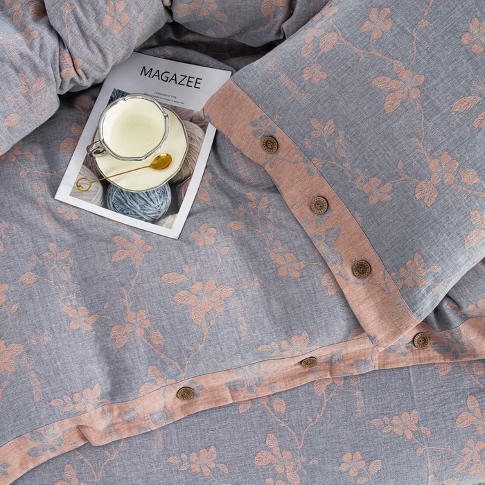 91家纺网 家纺一手货源 找家纺 鲁爱家纺供货 2025新款全棉色织双层纱纽扣四件套 春晖-粉灰