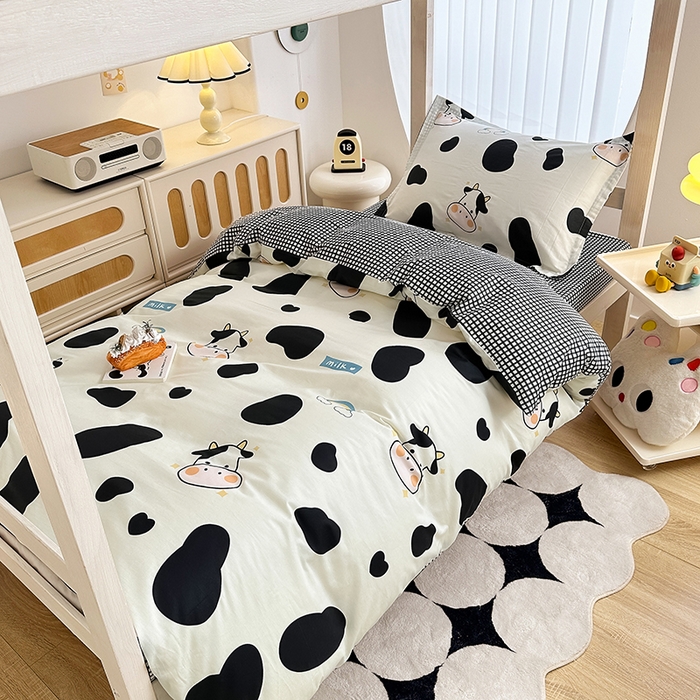 91家纺网 家纺一手货源 找家纺 卡普二店 2024新款爆款加厚卡通小清新全棉纯棉学生宿舍三件套床笠隔天可拿 奶牛宝贝